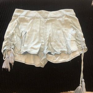 Light blue sinched shorts